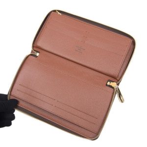 2022 新作 ラウンドファスナー長財布  ZIPPY ORGANIZER M62581