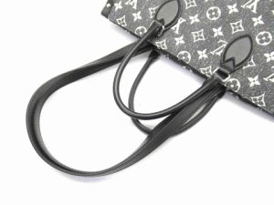 LOUIS VUITTON モノグラムデニム モノグラム M46448 オンザゴー ブラックデニムハンドバッグ