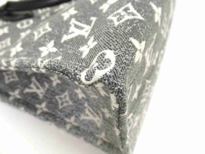 LOUIS VUITTON モノグラムデニム モノグラム M46448 オンザゴー ブラックデニムハンドバッグ