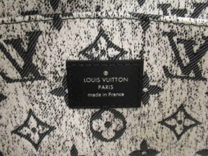 LOUIS VUITTON モノグラムデニム モノグラム M46448 オンザゴー ブラックデニムハンドバッグ
